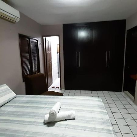 Residencia Familiar Arena Quartos E Suites Natal Eksteriør bilde